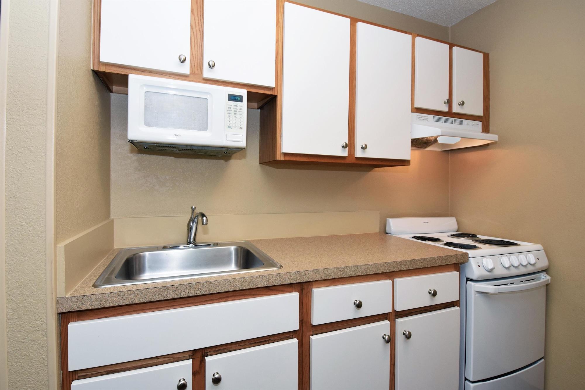 Extended Stay America Suites - Wichita - East מראה חיצוני תמונה