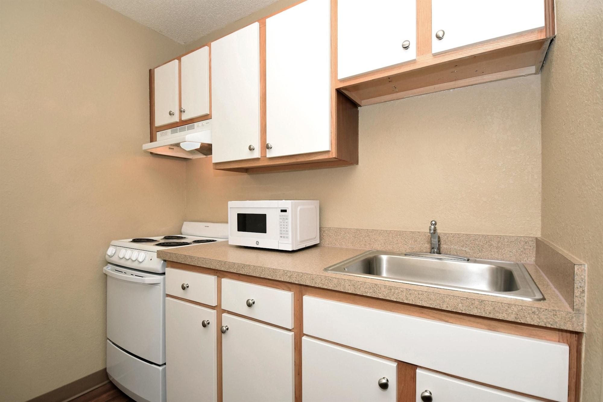 Extended Stay America Suites - Wichita - East מראה חיצוני תמונה